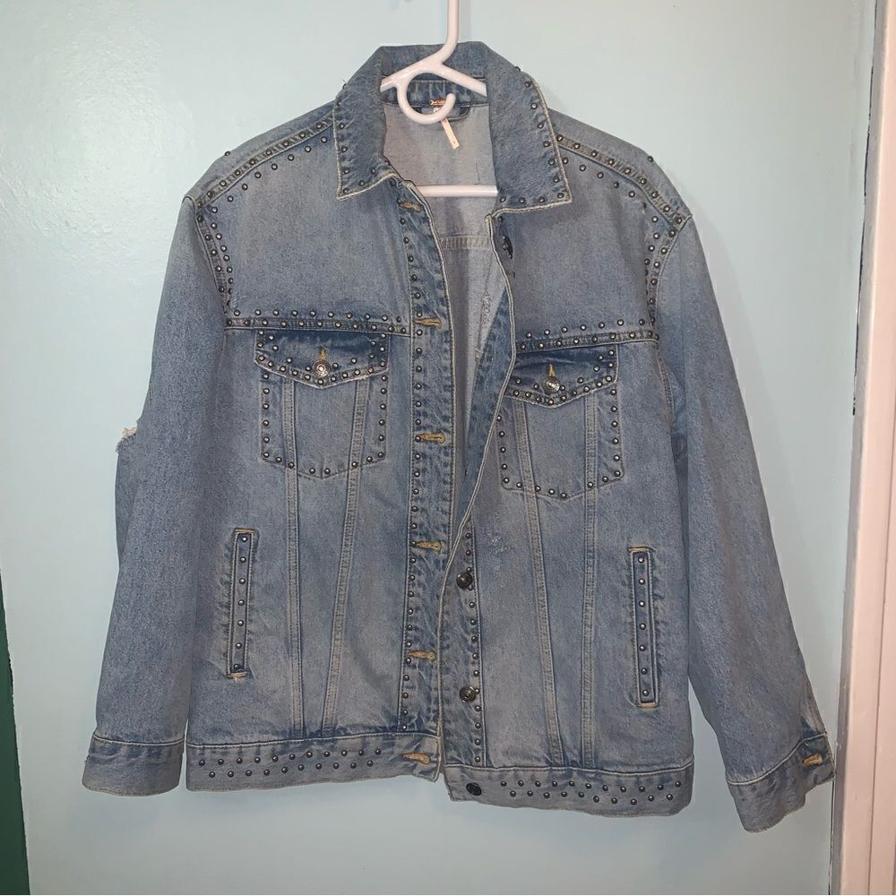 Free People Studded Distressed Jean Jacket Small - Picture 2 of 7